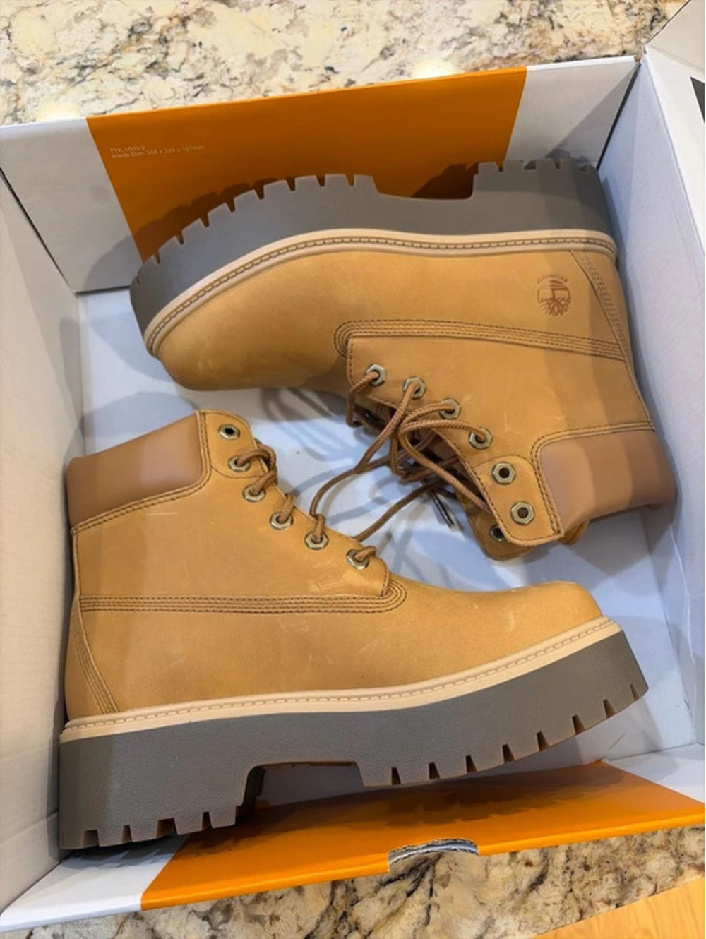 Timberland women’s 9 stone street 6 in lace waterproof wheat full grain